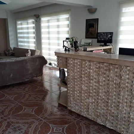 Shadow Kuşadası